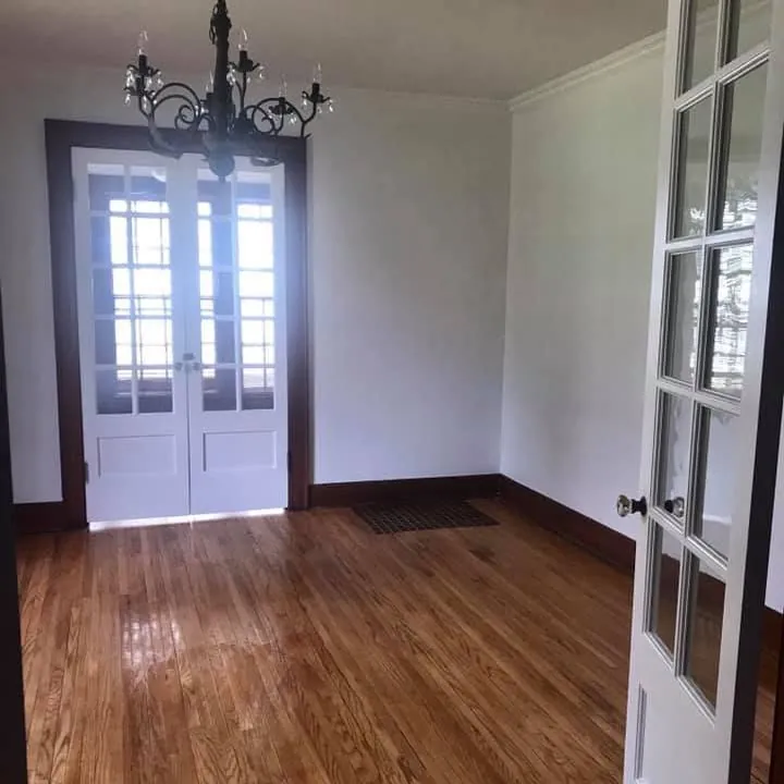 Older colonial interior, after, Clintonville