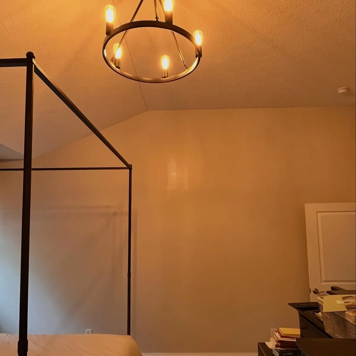 One-day bedroom makeover, Westerville